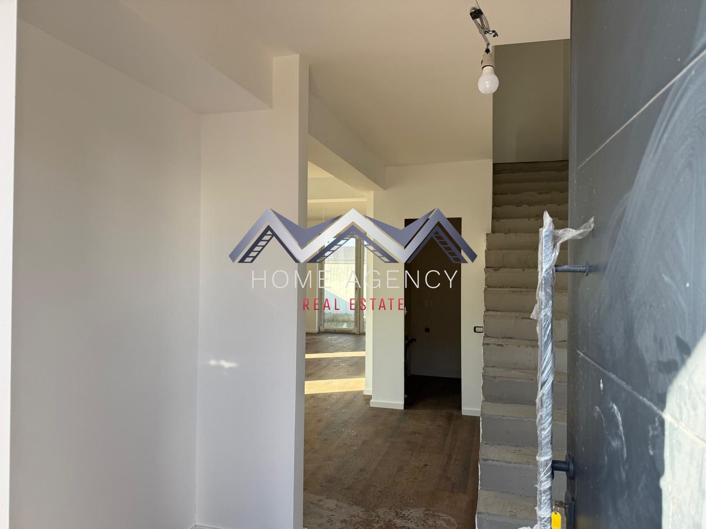 Casă P+1+Pod cu finisaje premium | Tunari | dezvoltator - Poză 4