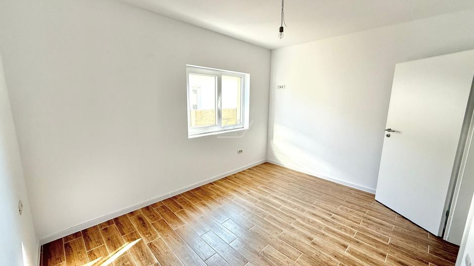 Drumul Boilor - duplex intreg pe parter. 3 camere, 2 bai. - Poză 11