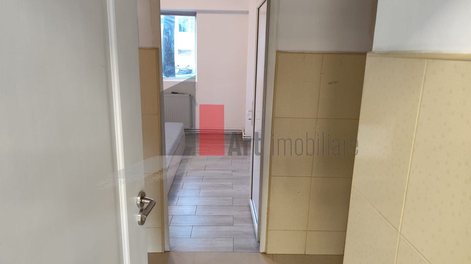 Spatiu comercial de inchiriat in zona Virtutii - Poză 10