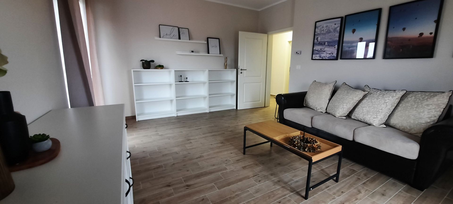 Apartament cu 2 camere - Dumbravita - Poză 1