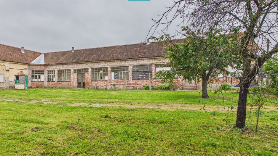 Casă în Neudorf, comuna Zăbrani, judeţ - Poză 4