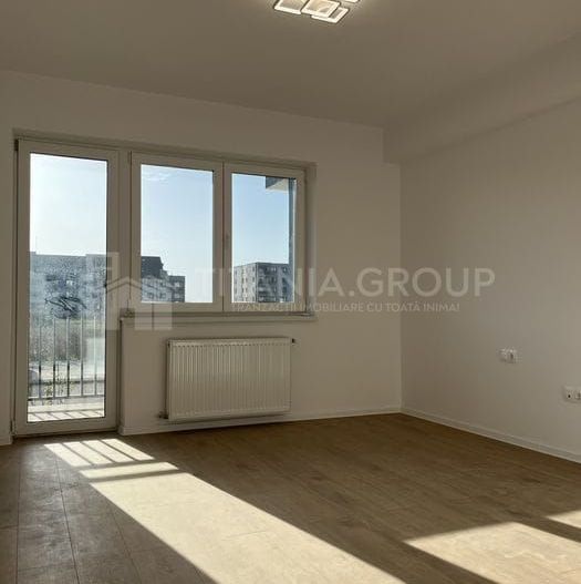 Apartament 3 camere, decomandat, 80 mp utili, 2 terase, parcare boxa - Poză 2