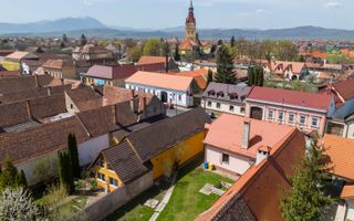 Casă Săsească Autentică cu Șură Impresionantă în Cristian – Teren 2729mp - Poză 38