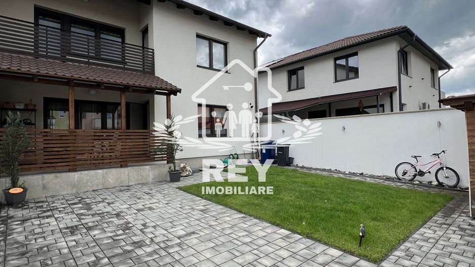 Casă de tip triplex la vânzare 6 camere /Șelimbăr /Secția 1 de Poliție - Poză 6