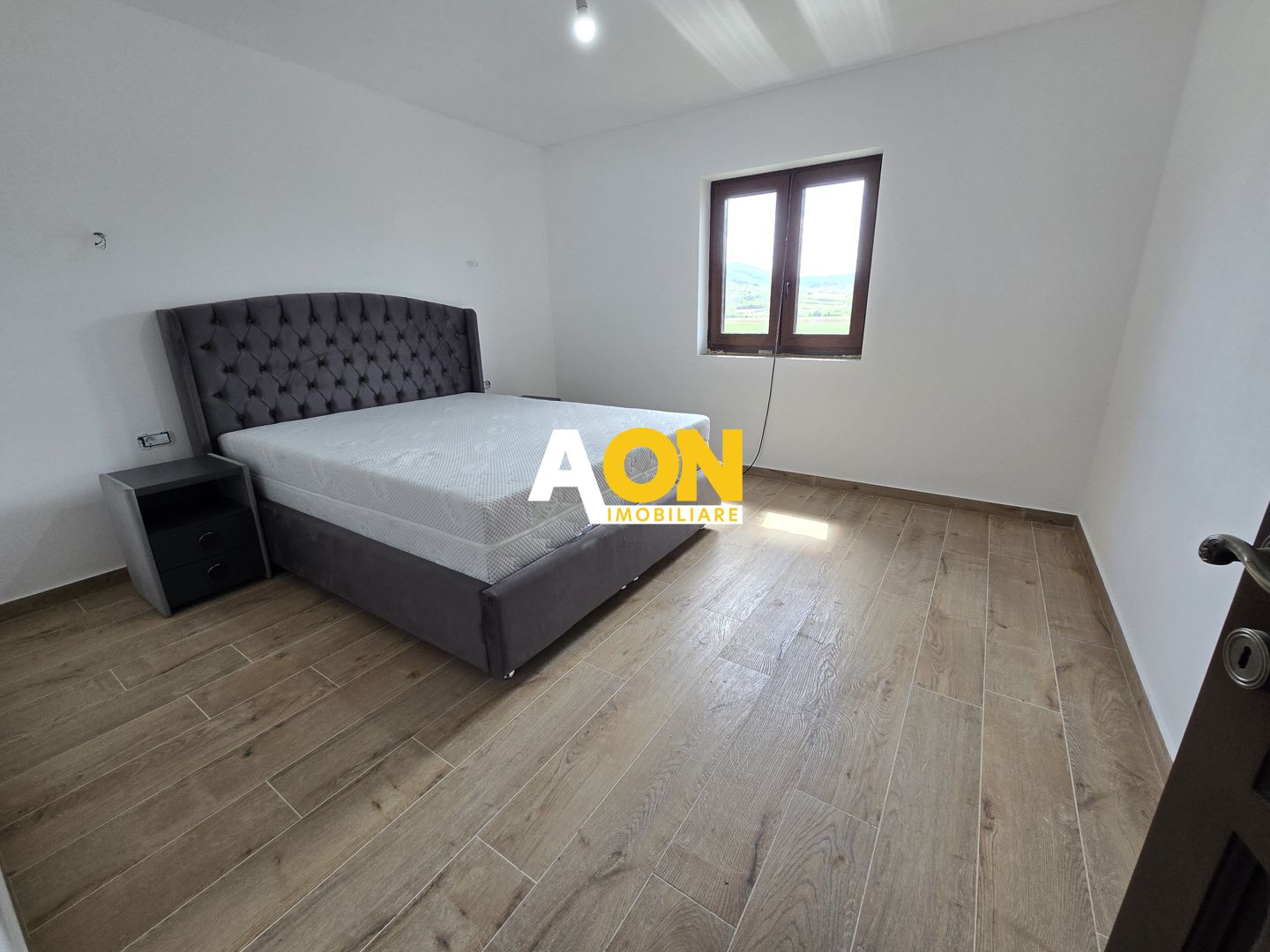 Casa Individuala 4 Camere, 2 Bai, 500mp Teren - Poză 8