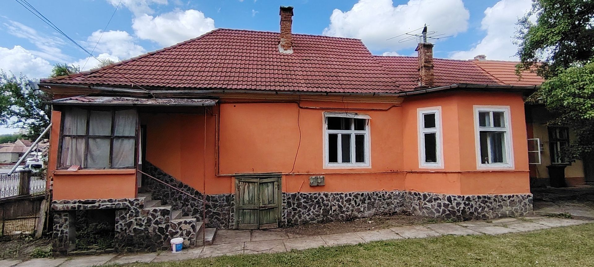 De vânzare apartament la casă, str. Nouă, Agnita - Poză 1