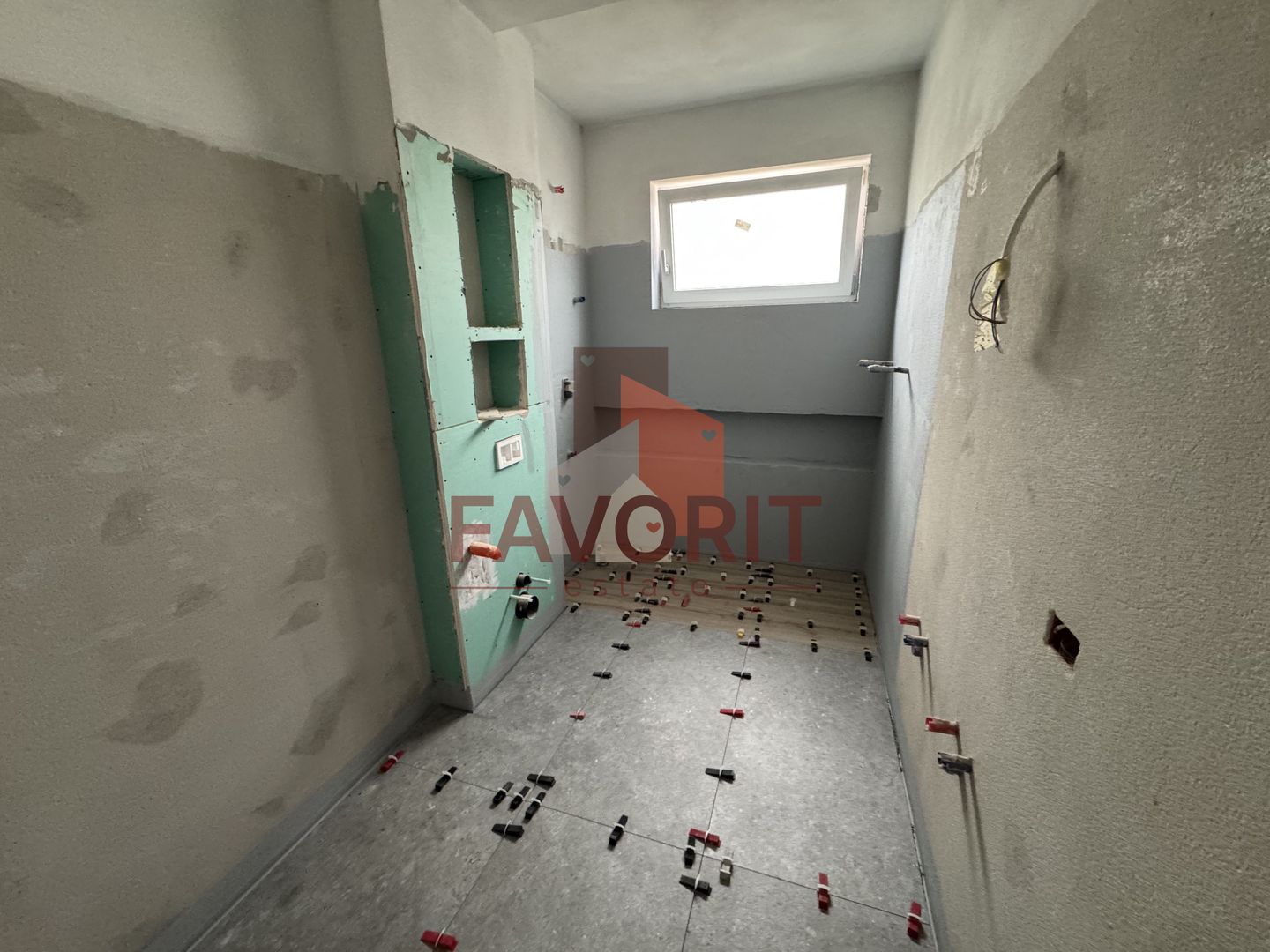 Apartament cu 4 camere pe 2 nivele. 108 mp utili. 2 locuri de parcare - Poză 7