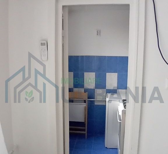 Garsonieră de închiriat în Podul Roș - Palas, Iași, 24 m², mobilată și utilată - Poză 3