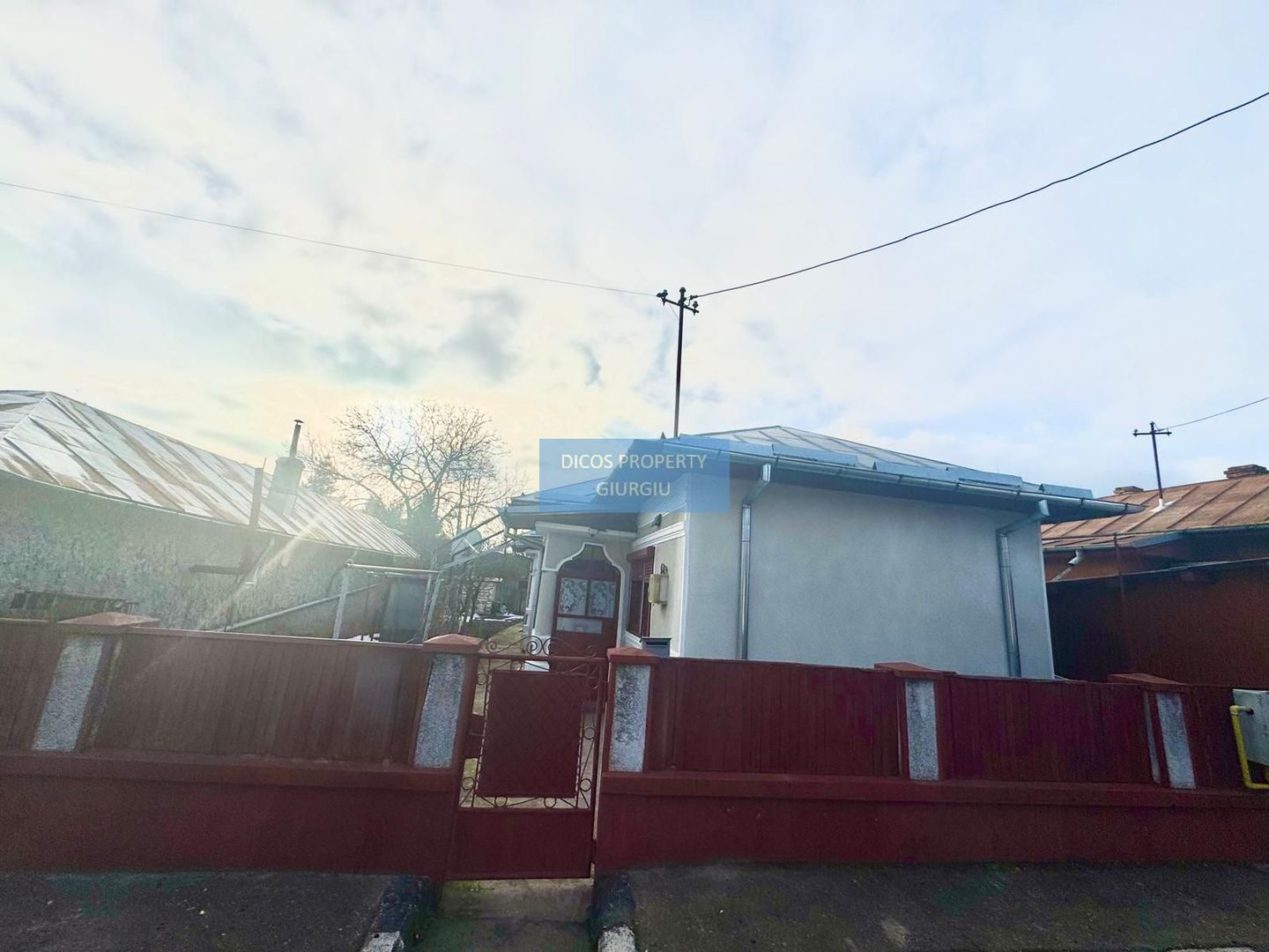 Casă de vânzare – Fdt. Rozelor - Poză 2