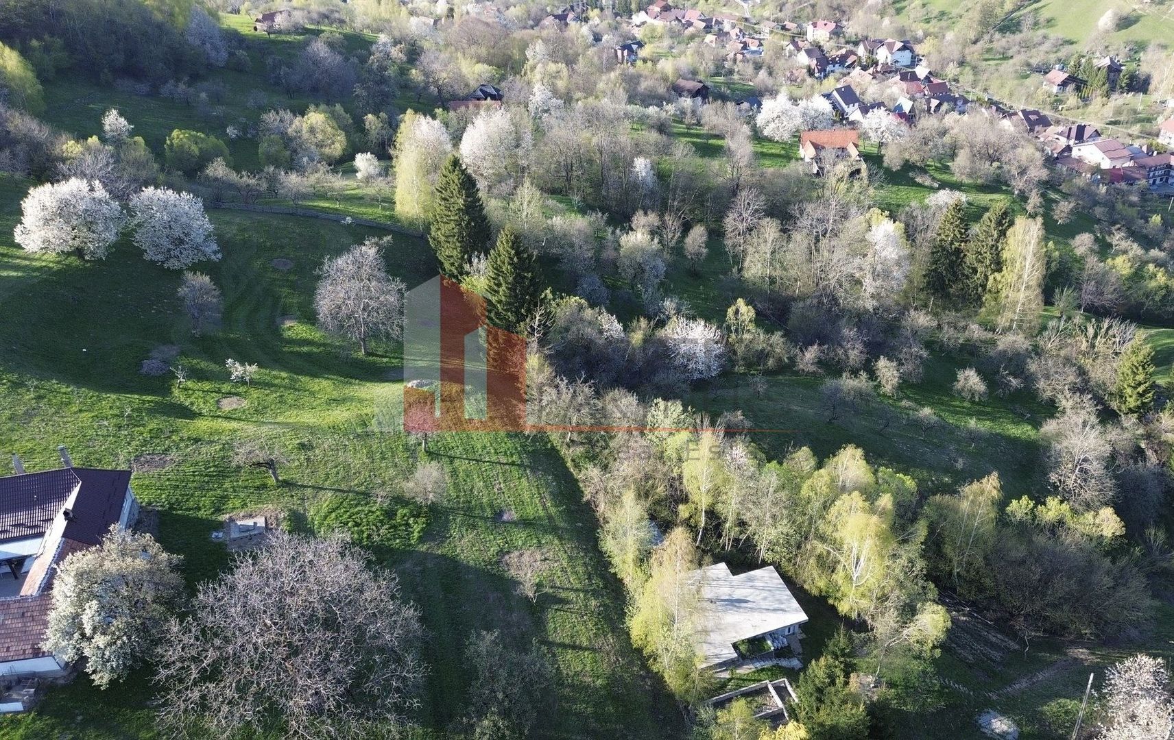 Teren 1.750 mp Bran – Poarta |Autorizatie si Fundatie | Utilități complete - Poză 2