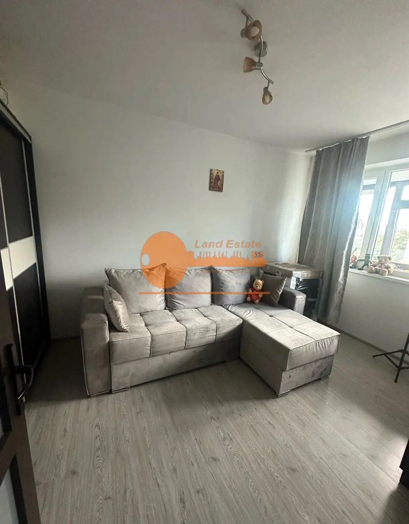 Apartament 2 camere de vânzare – Romancierilor, decomandat, - Poză 1