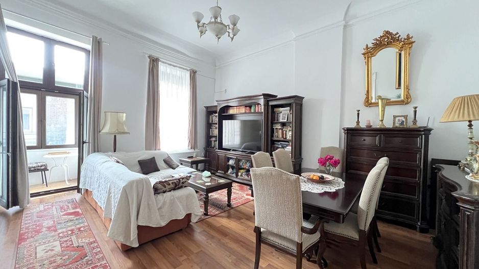 Apartament spațios într-o vilă istorică – 145,43 mp Victoriei-C. Grivitei - Poză 1
