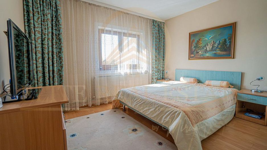 Agigea - Vila D+P+1E+M pe un teren de 772 mp cu o deschidere de 21,46 m. - Poză 16