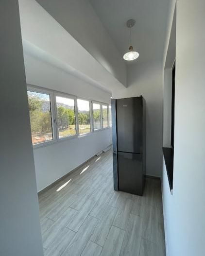 Prima închiriere, apart 3 camere decomandat, 2 băi, metrou Muncii - Poză 8