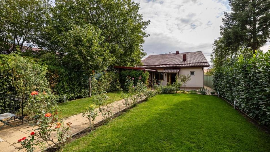 Casa parter, renovata, mobilata, gradina amenajata, str Petofi Sandor-Dumbravita - Poză 1