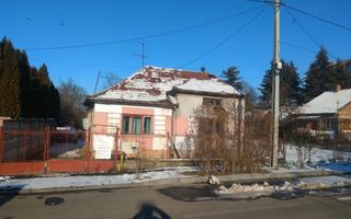 Vand casa demolabila renovabila in Satu Mare, central - Poză 2