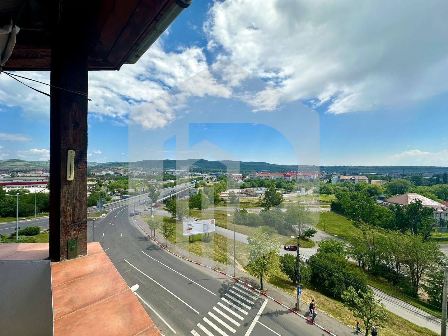 Apartament 3 camere | 81.81mpu | 2 Dormitoare | Str. Semaforului - Poză 3