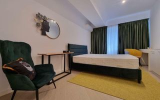 Cortina North, Particular - Poză 1