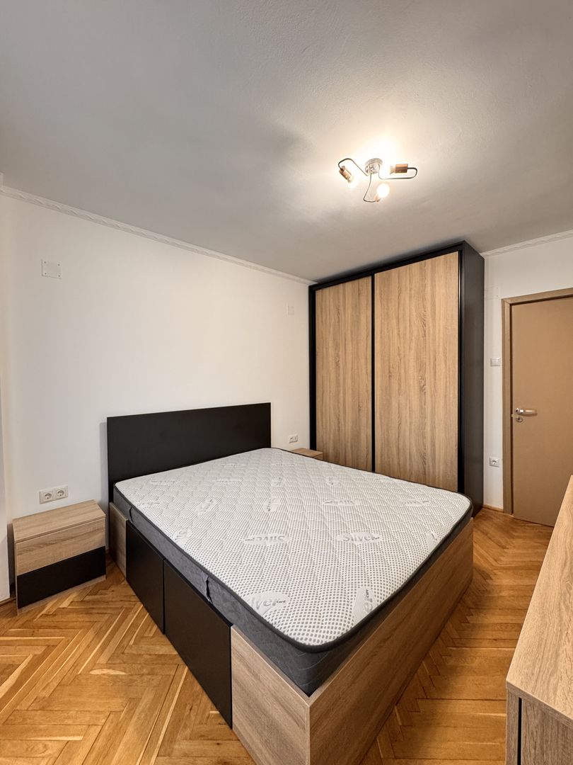 Apartament 3 camere, zonă centrală Oradea - Poză 4