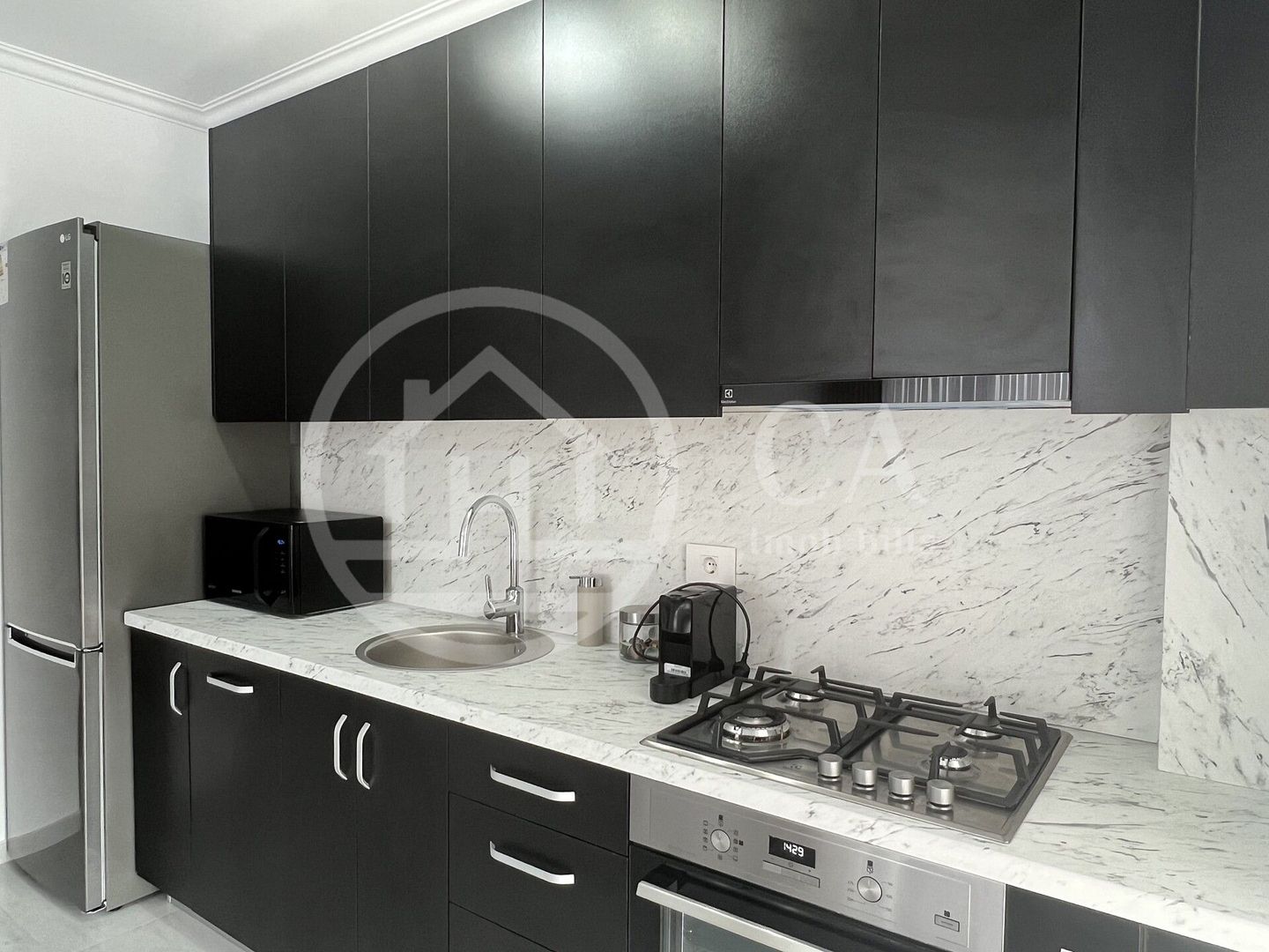 Apartament cu 3 camere de inchiriat in Prima Universitatii Oradea - Poză 3