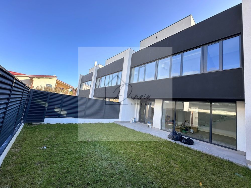 Vila de vanzare 5 camere ,4 bai, curte 85 mp zona Jollie Ville Pipera - Poză 1