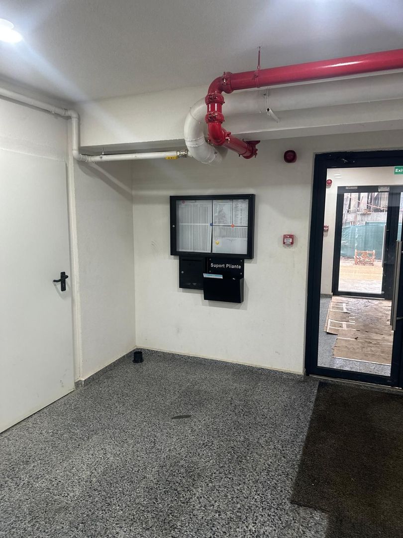 Garsoniera de inchiriat la 7 minute de metrou Berceni - Poză 1