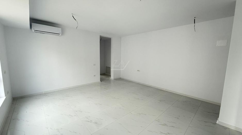 Bloc nou cu asfalt. Etaj 1. Finisaje de top. - Poză 3