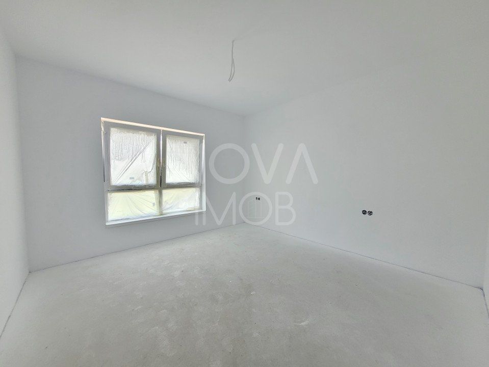 Apartament cu 2 camere, decomandat, Str. Doamna Stanca - Poză 1