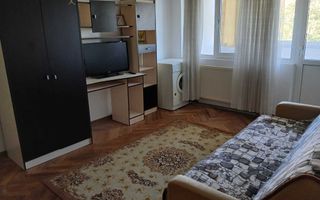 Închiriere apartament 2 camere în zona Podu Roș - Poză 1
