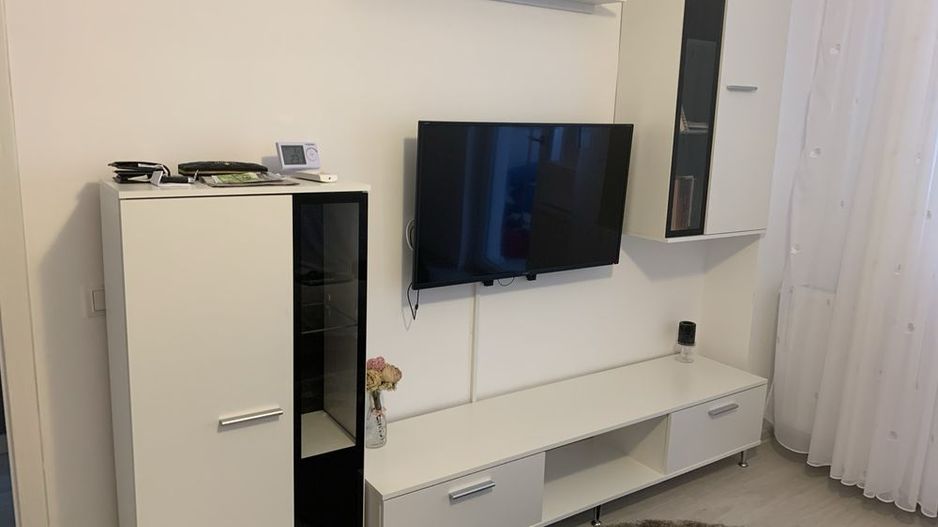 GARS. FERMEI, PARCARE, BUCATARIE INCHISA, BLOC NOU, METROU 12 MINUTE - Poză 2