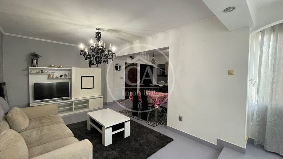 Apartament cu 3 camere de închiriat în zona Rogerius, Oradea - Poză 1