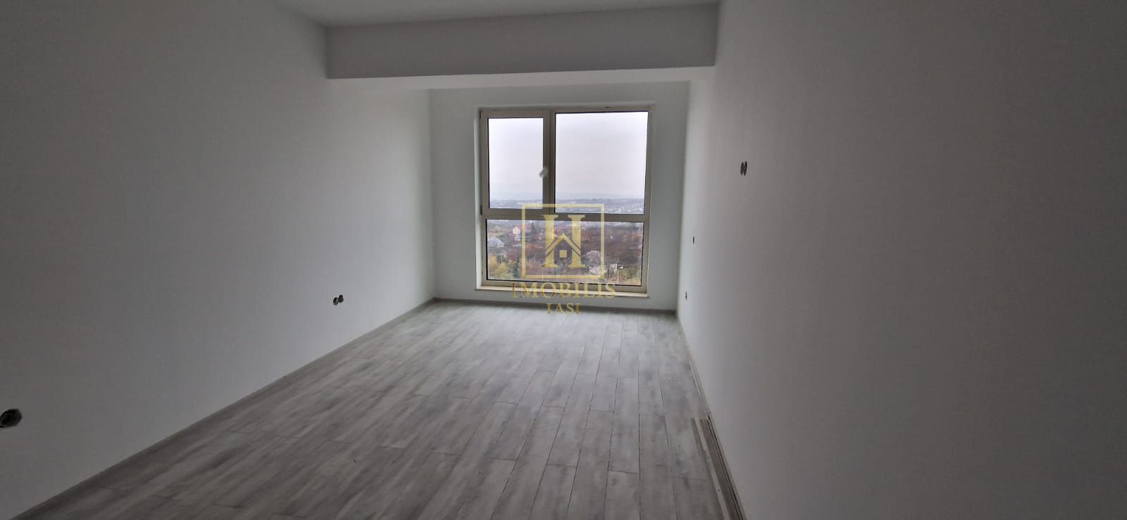 Apartament 3 camere MUTARE IMEDIATA 80 mp Copou 150000 euro - Poză 4