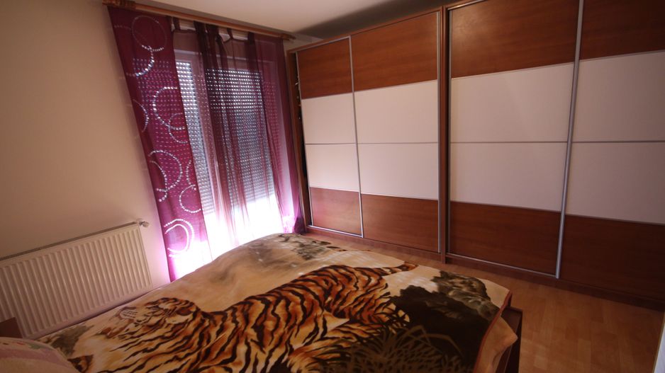 Apt cu  scara interioara  langa Kaufland Dumbravita - Poză 7