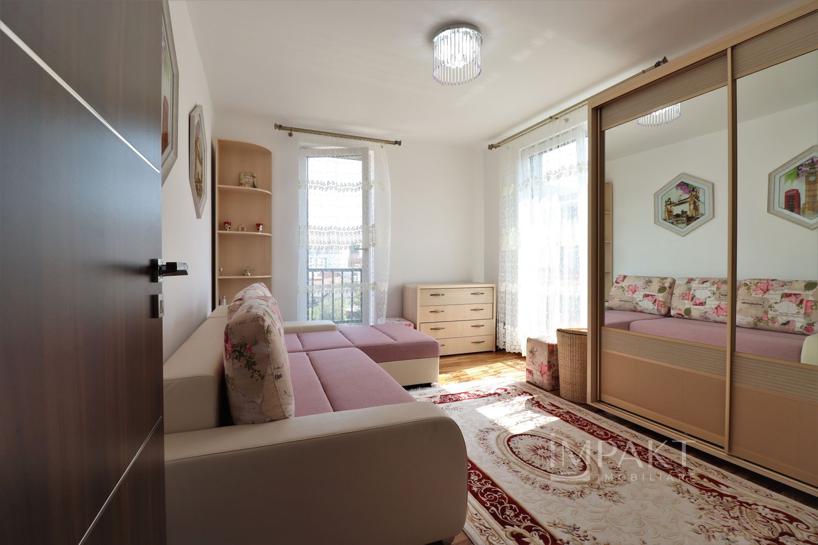 Apartament spatios de 3 camere si 2 bai, zona Andrei Muresanu Sud! - Poză 8