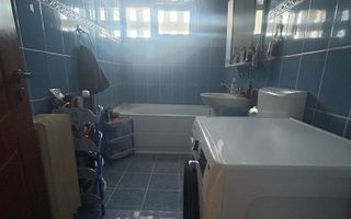 Apartament cu 3 camere de vânzare în zona Manastur. - Poză 6