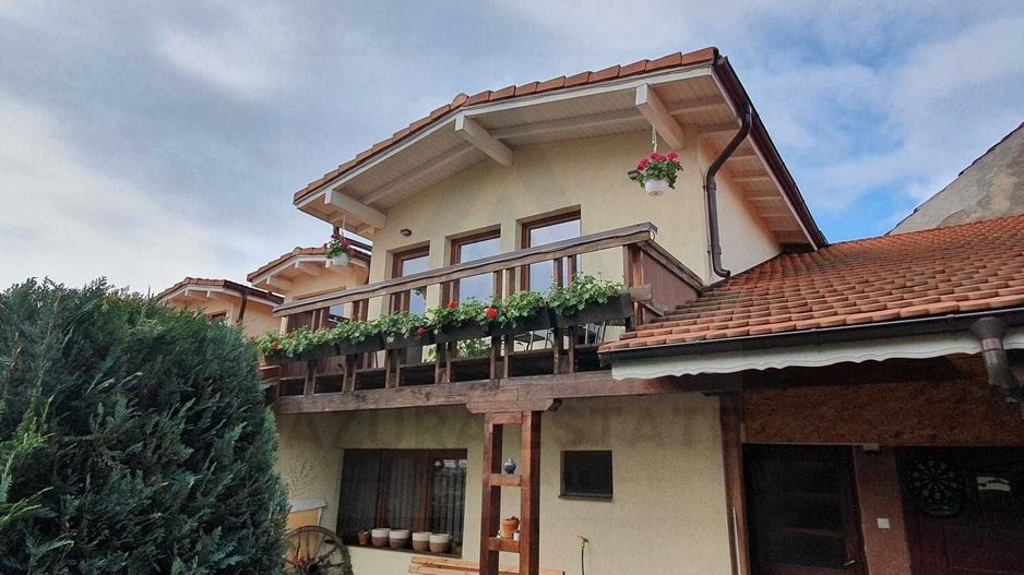 Casa de vanzare in Sibiu zona Piata Cluj. - Poză 1