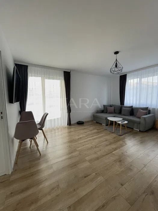 Apartament de vanzare cu 3 camere in Floresti. - Poză 6