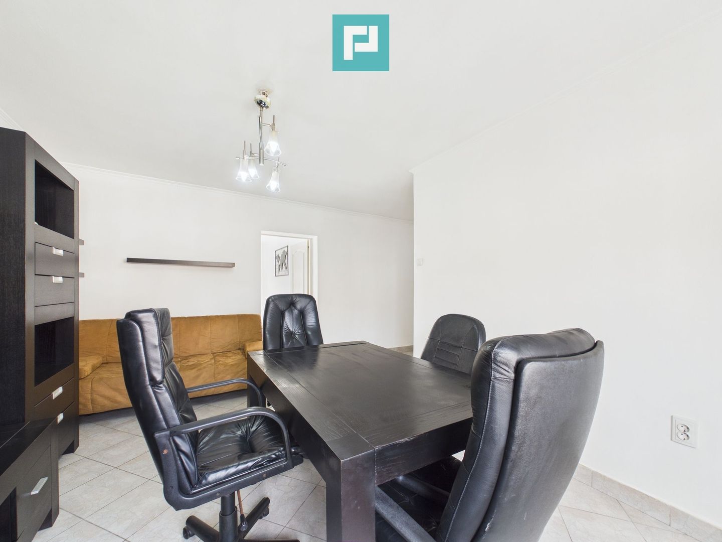 Apartament cu 2 camere de închiriat zona Central - Poză 8