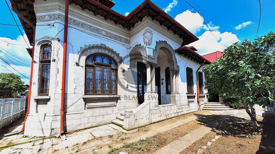 Casă/Vila interbelica de vanzare | Ploiesti, Ultracentral |Comision 0% - Poză 1