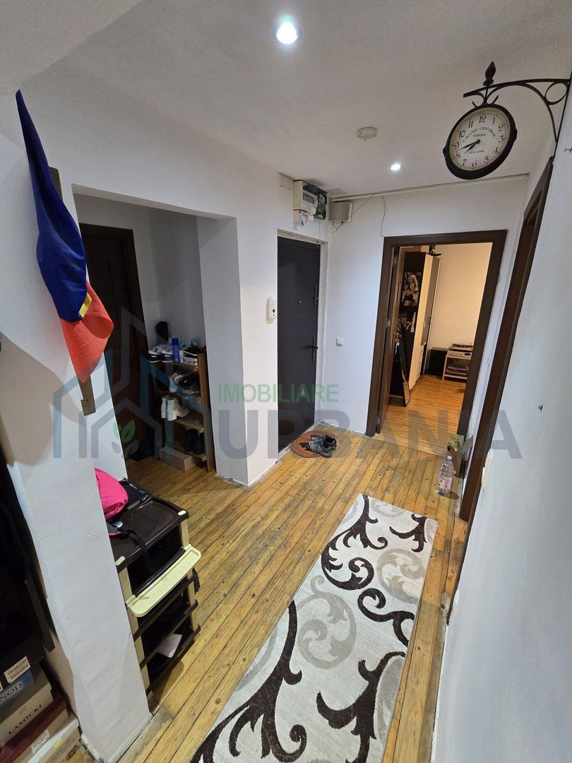 Persoană fizică închiriez apartament 3 camere Metalurgie - Poză 4