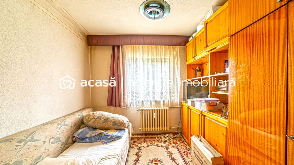 Apartament spațios în zona Banu Mărăcine - Poză 4