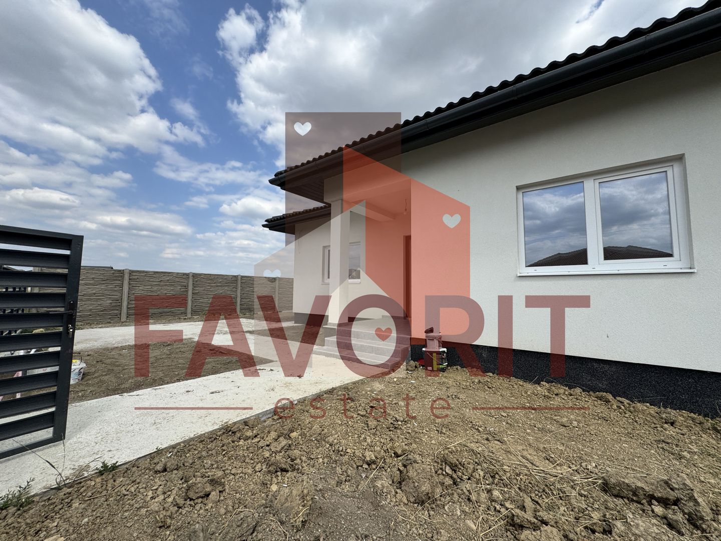 Casa Individuala in Mosnita Noua. 3 dormitoare + 2 bai. Teren Generos - Poză 2