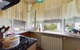 Apartament cu 3 camere în Alfa - Poză 7