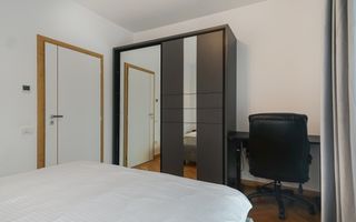 Apartament spatios 3 camere, 2 balcoane, 2 parcari, zona Iulius Mall! - Poză 9