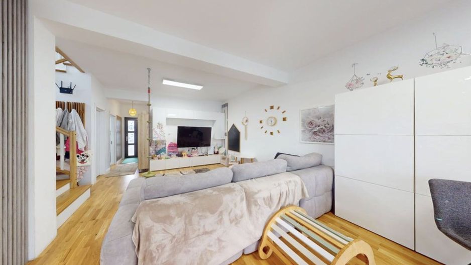 Casa de vanzare in Cristian - duplex - 125 mp utili + teren de 250 mp - Poză 18