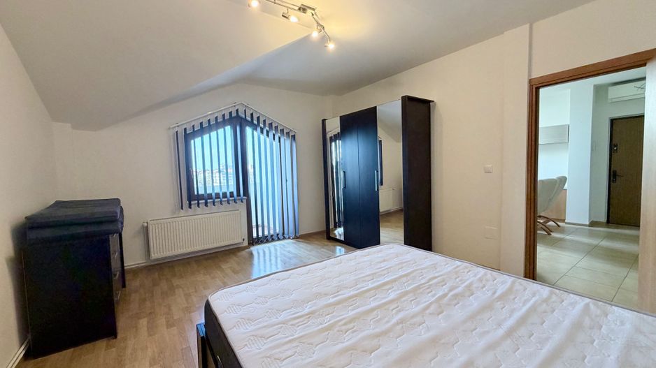 APARTAMENT SPATIOS CU LOC DE PARCARE - Poză 8