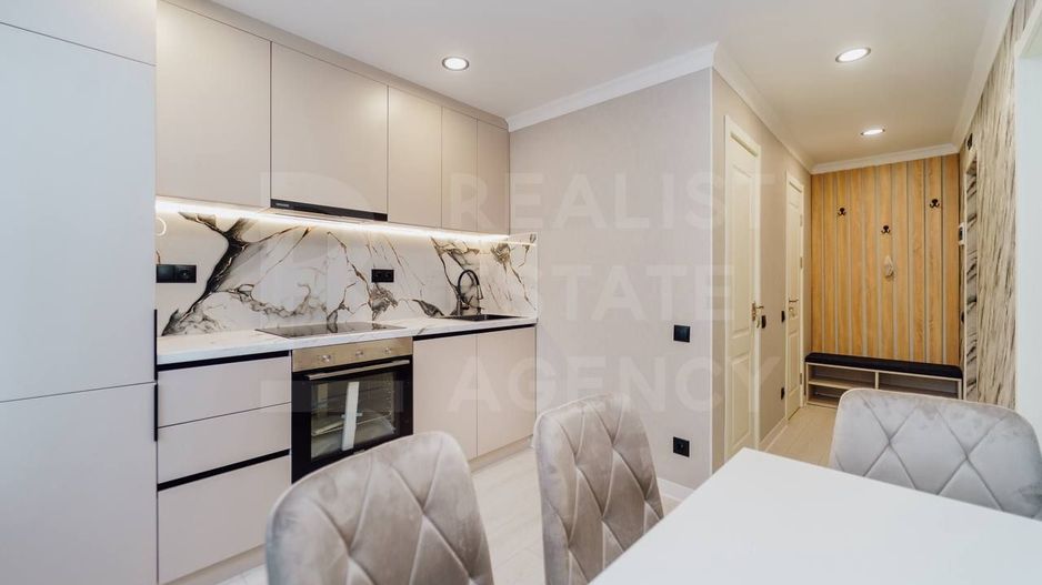 Vânzare apartament, 3 camere + living, strada Vasile Lupu, Buiucani - Poză 4