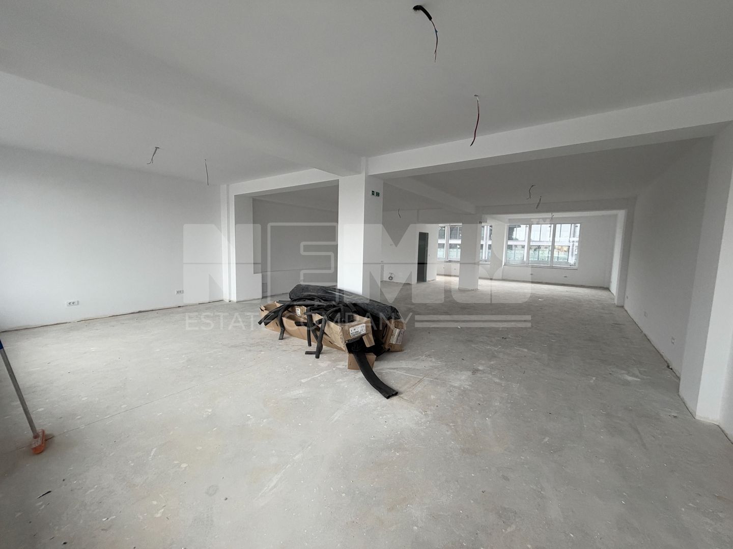 Spatiu comercial de inchiriat | Radauti, Calea Bucovinei | Constructie nouă - Poză 4
