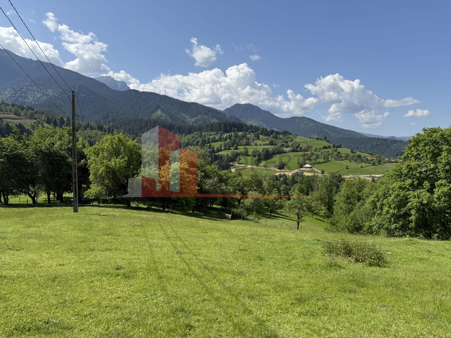 Teren cu priveliște spectaculoasă în Bran – Sohodol - Poză 11