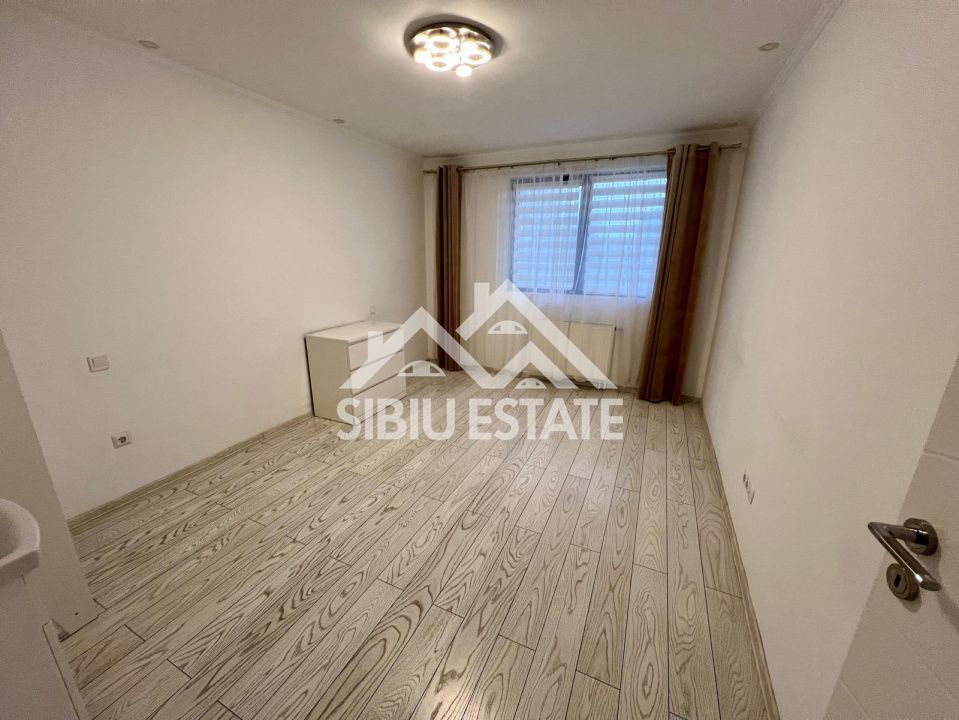 Spatiu comercial LA PRET DE APARTAMENT in Sibiu cu s. utila 56 mp.- Zona Rahovei - Poză 3